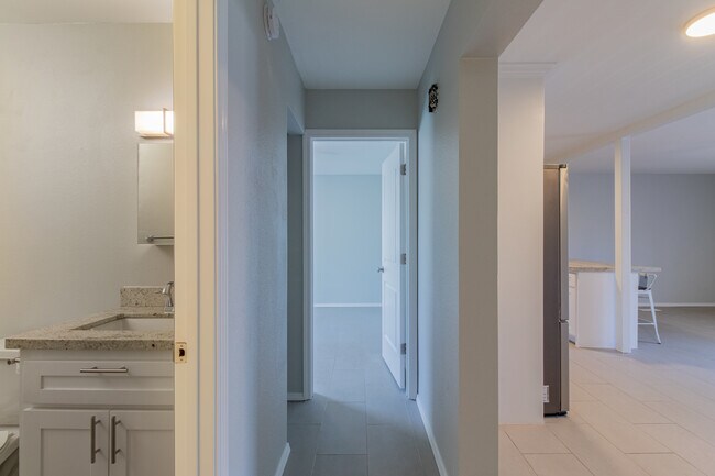 Hallway from Bedroom 1 - 921 N 7th Ave