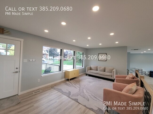 Building Photo - Spacious 6BR Family Home in Pleasant Grove...