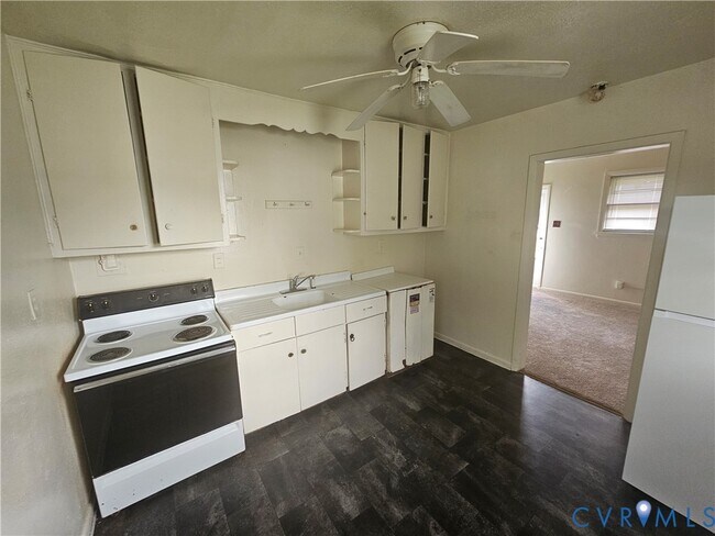 Building Photo - 2710 Brampton Way