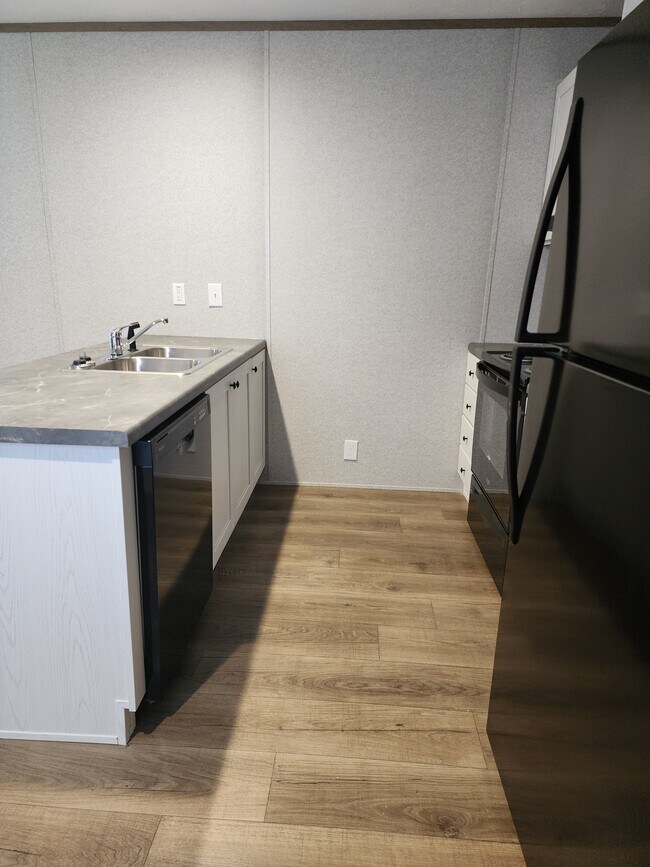 Foto del edificio - 2305 Paint Creek Rd