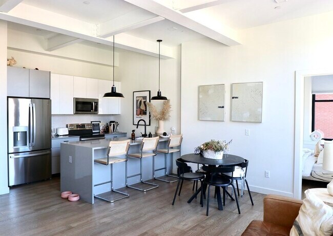 Foto del edificio - 2 Derby Square