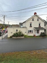 Building Photo - 135 Sullivan St
