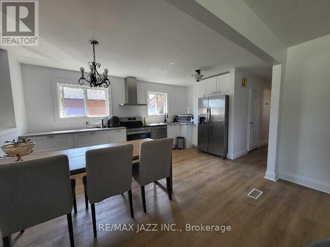 Photo du bâtiment - 382 Elmridge St