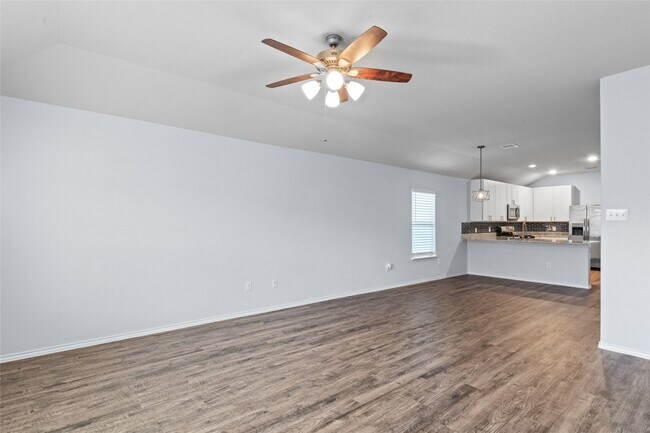 Building Photo - 2024 Cedar Tree Ct