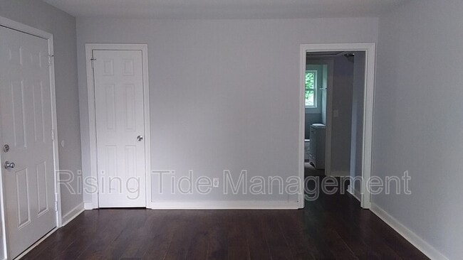 Foto del edificio - 1909 16th Ave N