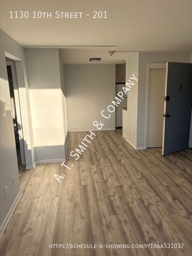 Foto del edificio - 1130 10th St