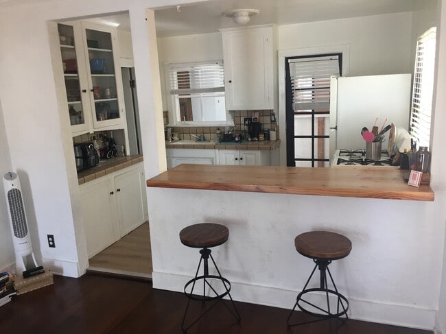 Foto del edificio - 104 N Guadalupe Ave