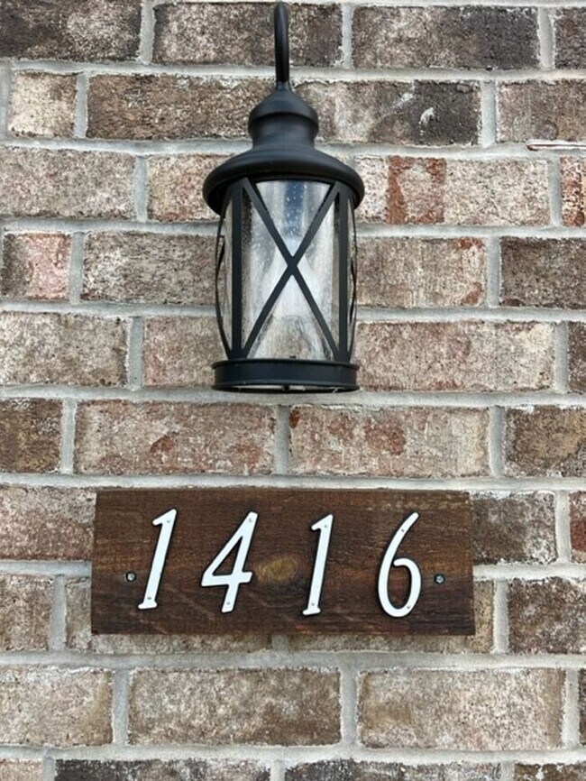 Foto del edificio - Newer duplex in Ozark! 3 bedroom, granite,...