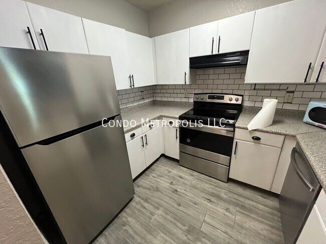 Foto del edificio - 304 E South St