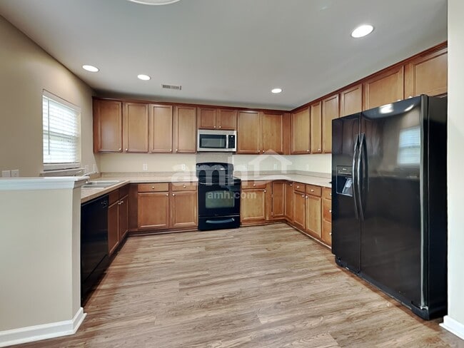 Foto del edificio - 314 Southwilde Way