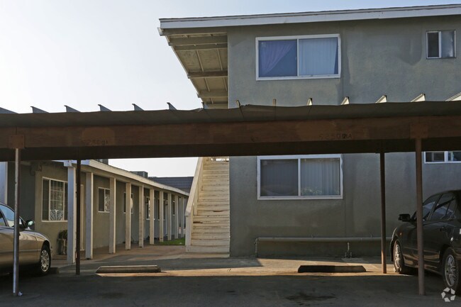 Building Photo - Faircastle