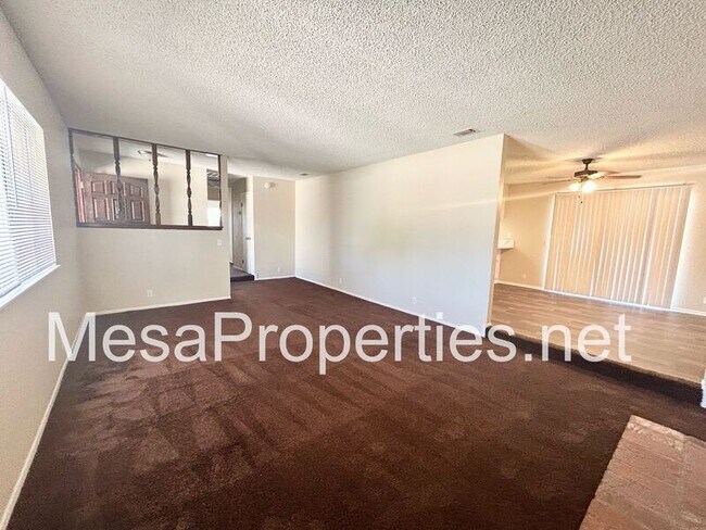 Foto del edificio - 15886 Placida Rd