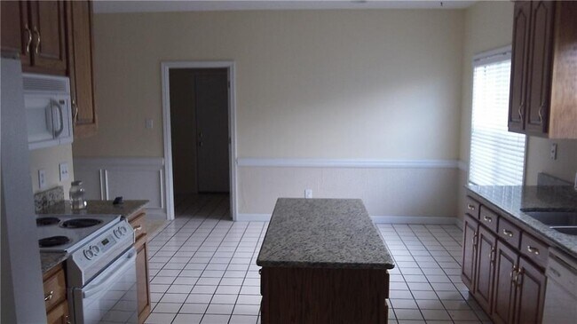 Foto del edificio - 31378 Oakridge Dr