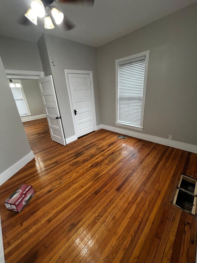 Foto del edificio - 518 E 13th Ave