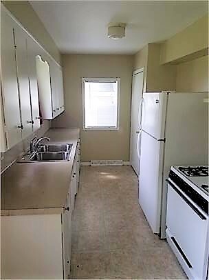 Foto principal - 257 44th St SW
