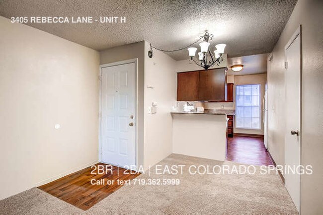 Building Photo - 3405 REBECCA Ln