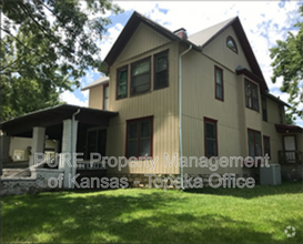 Building Photo - 1601 SW Mulvane St