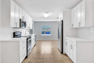 Building Photo - 8221 SW 3rd Ct