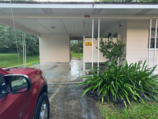 Building Photo - 516 B Track Run