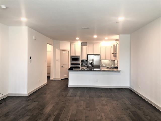 Building Photo - 422 Bonfield Dr