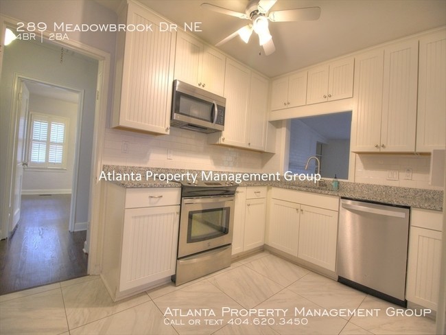 Building Photo - 289 Meadowbrook Dr NE