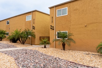 Building Photo - 3117 Valle Ave