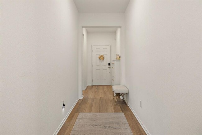 Foto del edificio - 424 Sebring Cir