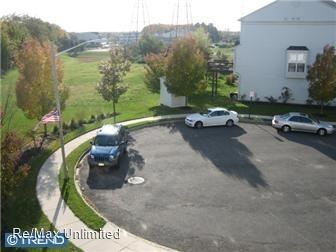 Building Photo - 3 br, 4 bath House - 33 Firethorn Lane