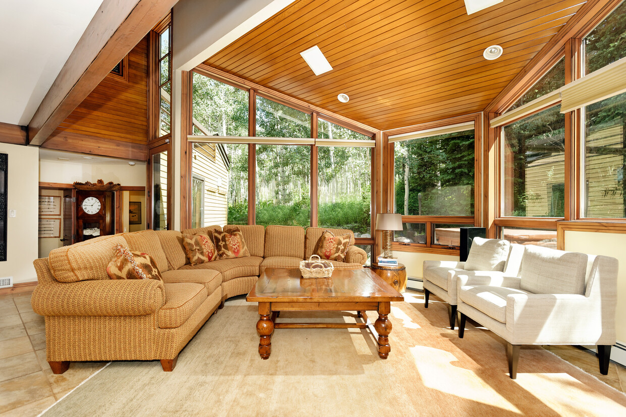Foto principal - 140 Forest Ln