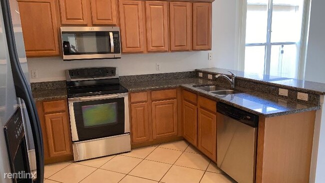 Building Photo - 3 br, 2 bath House - 8423 Baywood Vista Dr.