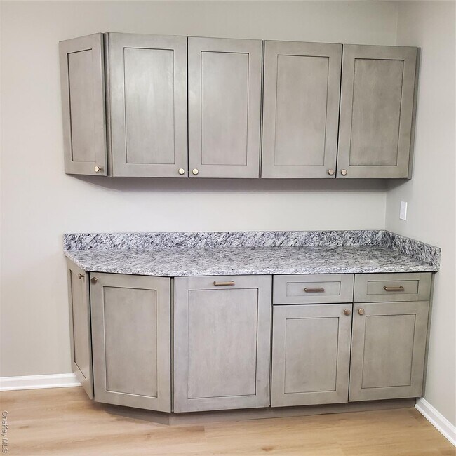 Foto del edificio - 71 E Searsville Rd