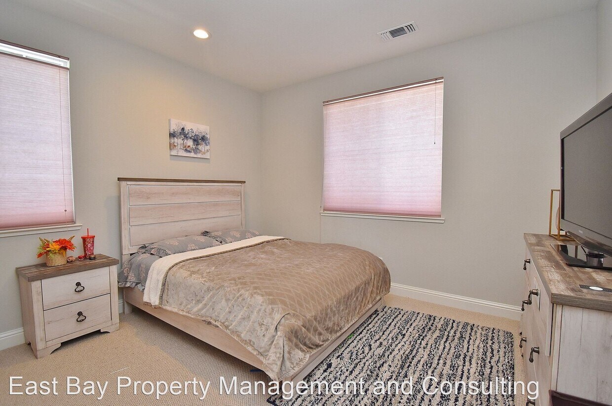 Foto del edificio - 1 br, 1 bath House - 33483 Bronco Loop-ADU