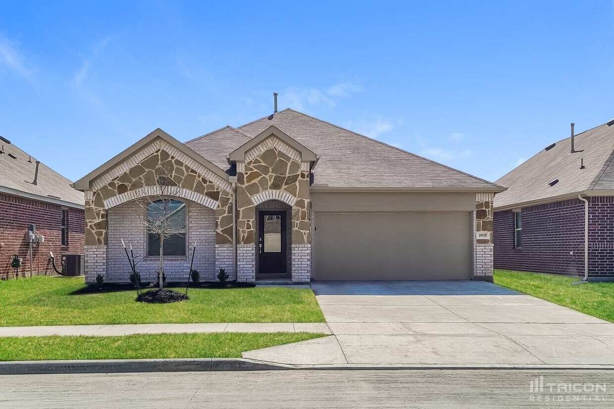 Foto principal - 2513 Starwater Dr