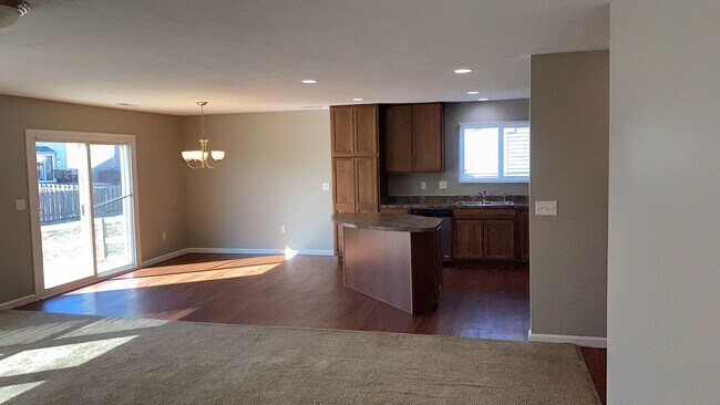 Foto del edificio - 109 Day Pl 3BR/2BA (Trenton)