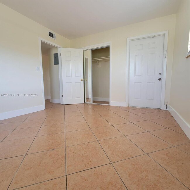 Building Photo - 2211 NW 64th Ave