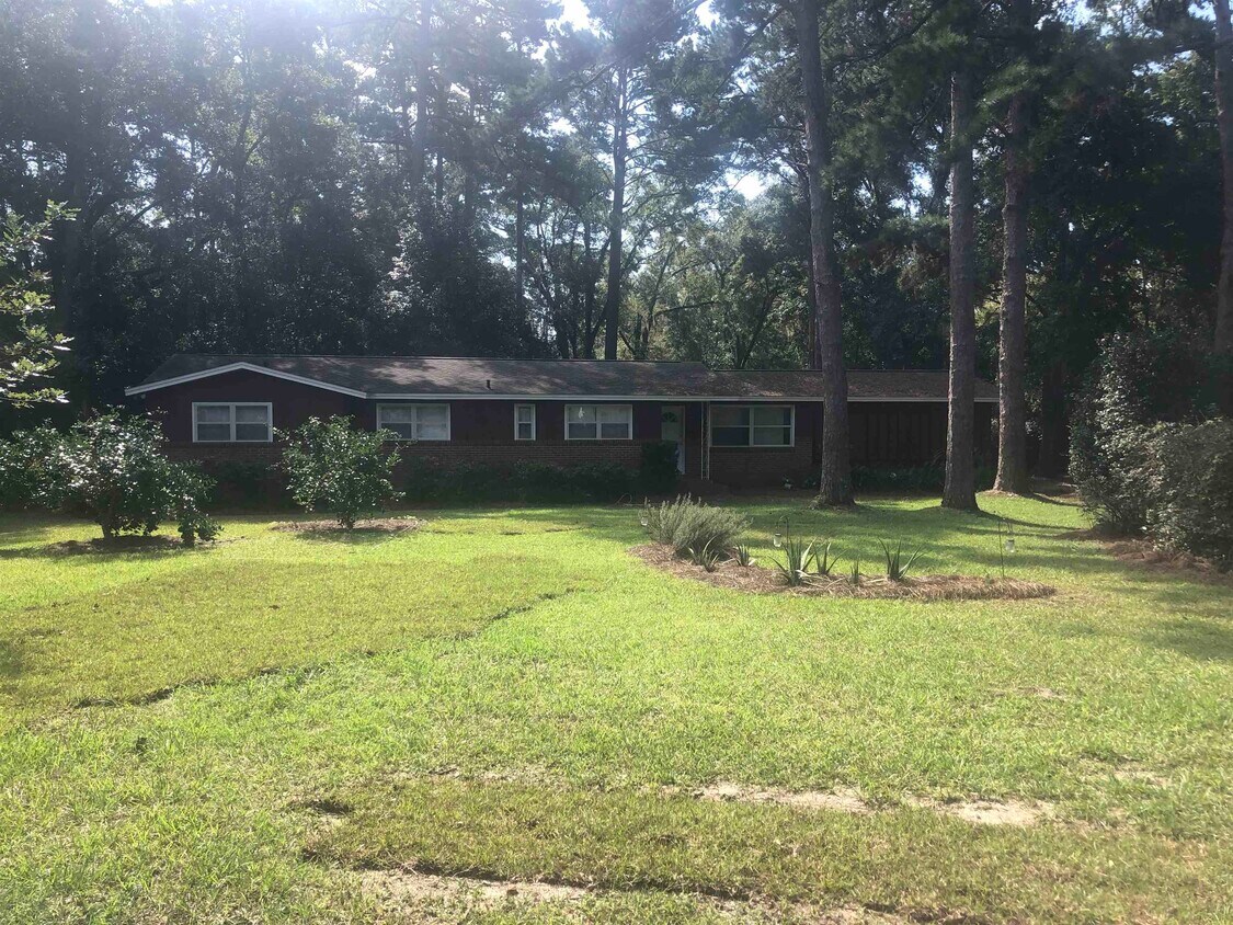 Primary Photo - 1105 Sarasota Dr