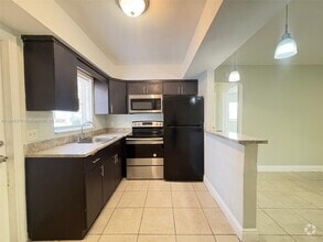 Building Photo - 4340 NW 21st Ave