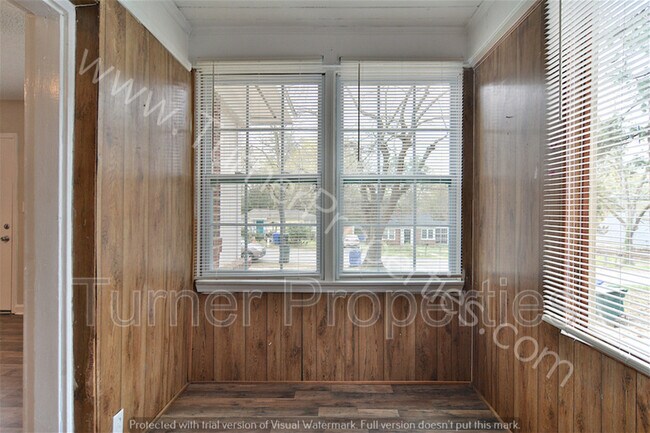 Building Photo - 509 Johnson Ave