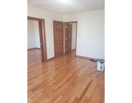 Building Photo - 2 Lynnville Terrace