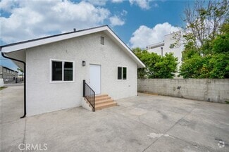 Building Photo - 6107 Hazelhurst Pl