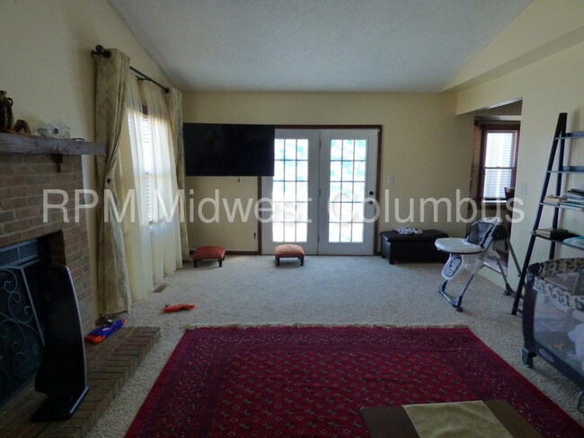 Building Photo - 758 Westray Dr