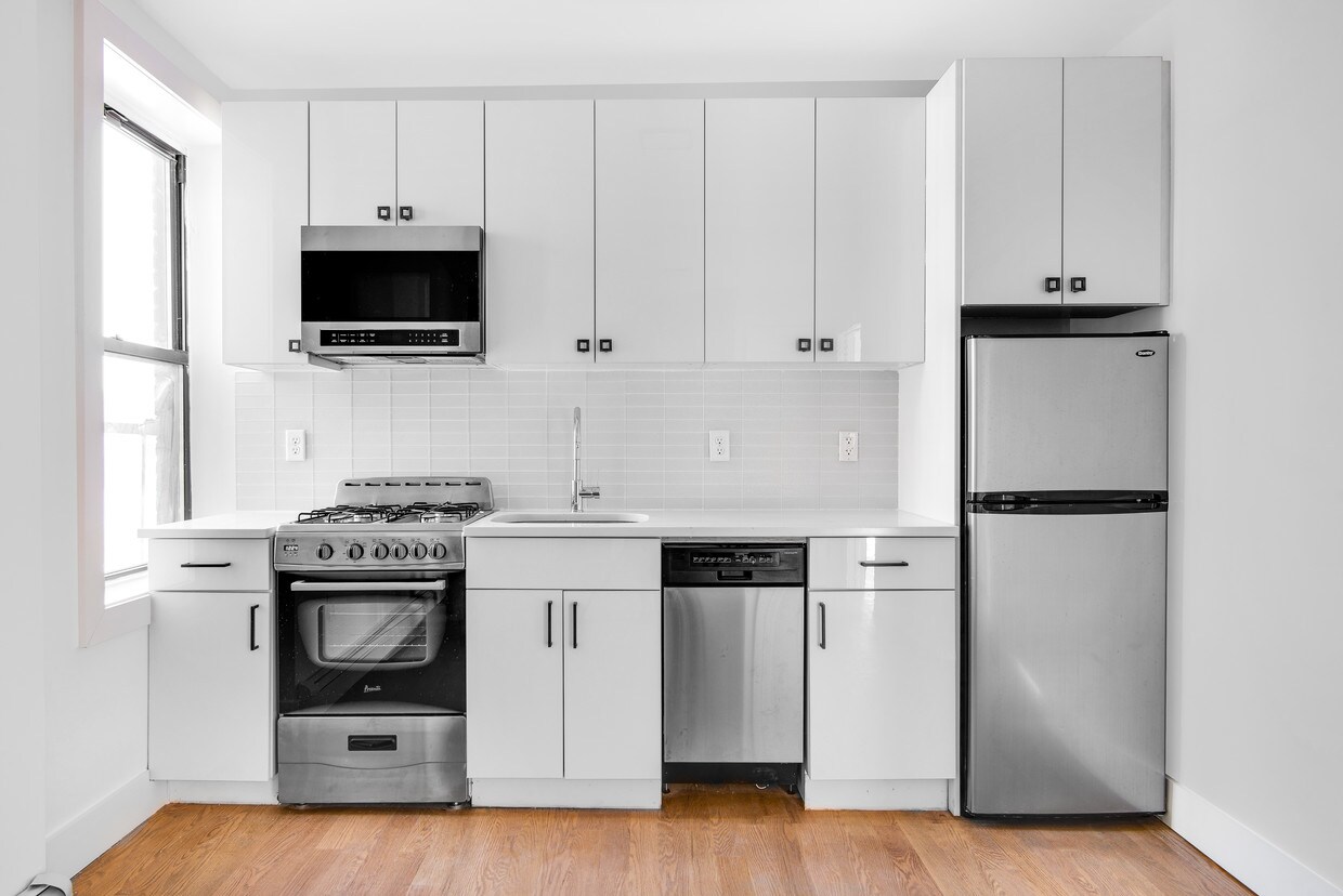 Foto principal - Parkstone Realty