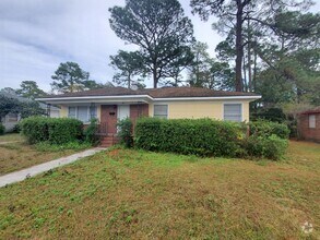 Building Photo - 2261 Mason Dr
