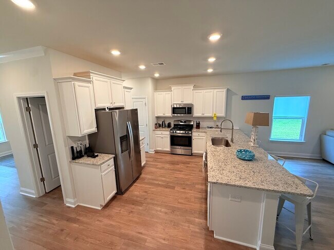 Foto del edificio - 887 Summer Starling Pl