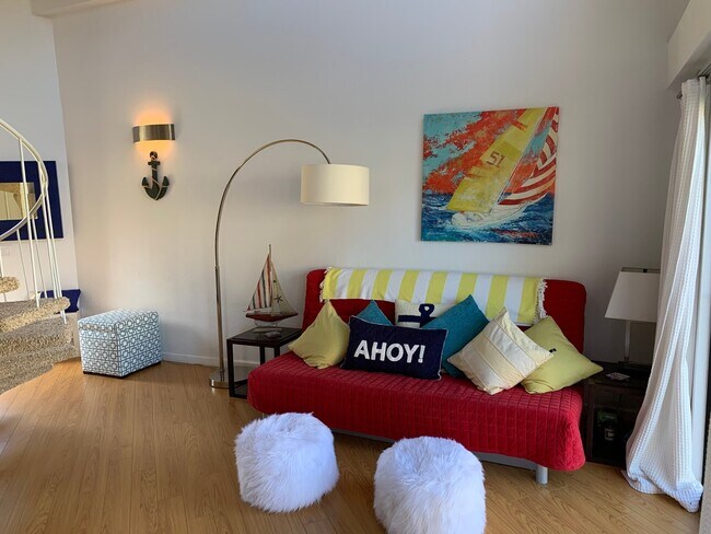 Foto del edificio - 497 Tahoe Keys Blvd