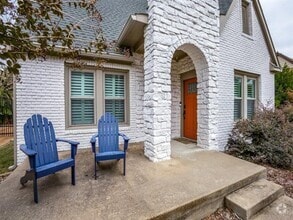 Building Photo - 6127 Prospect Ave