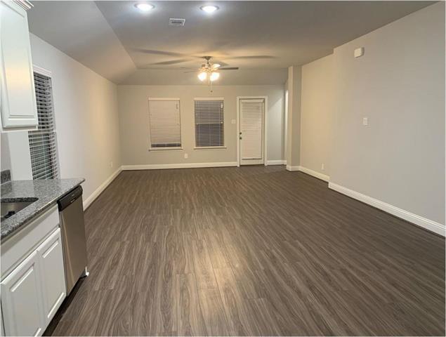 Foto del edificio - 1401 Brindle Dr