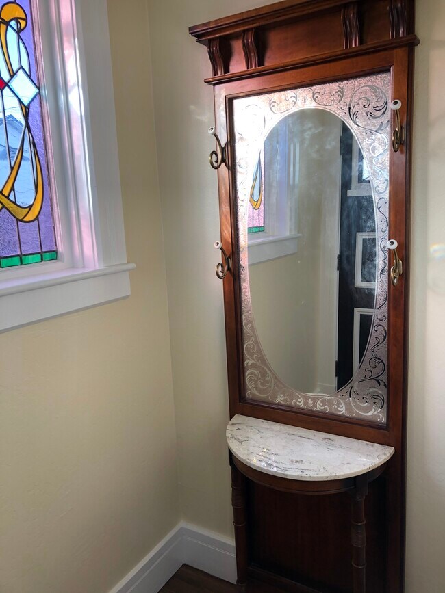 Área de entrada - 209 19th St