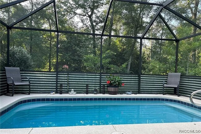 Building Photo - 10188 SW 188th Cir