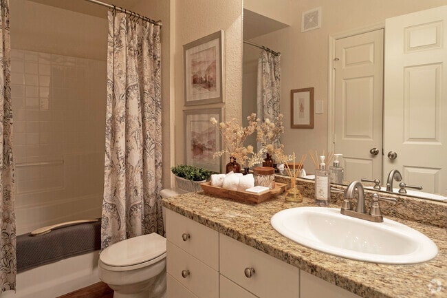 1BR, 1BA - 864SF - The Sarasota - Magnolia Carillon